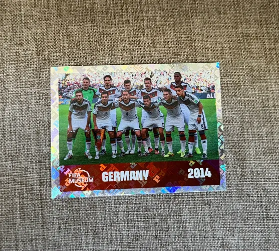 Figurinha brilhante da copa do mundo 2026 FWC18