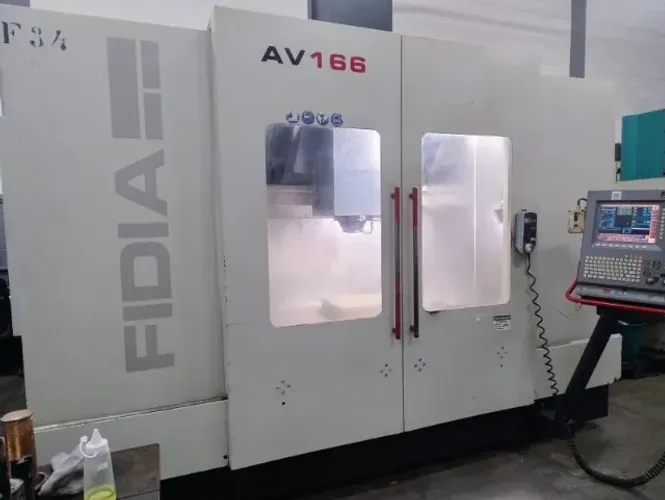 CENTRO DE USINAGEM FIDIA AV 166