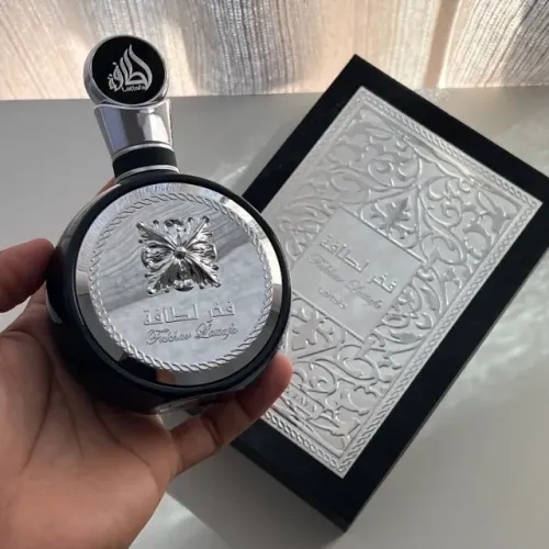 Fakhar Black (Perfume Árabe Masculino)