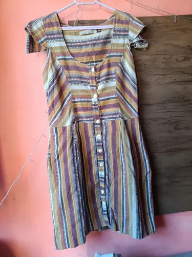 Vestidos tamanhos G bazar 