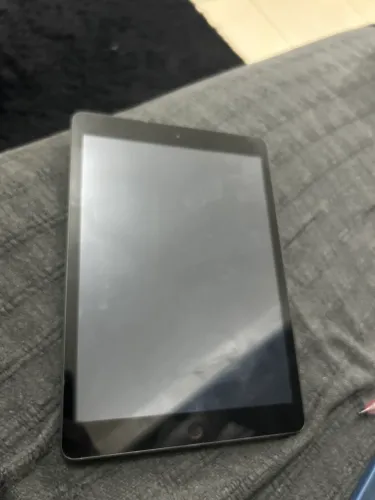iPad 7 64g