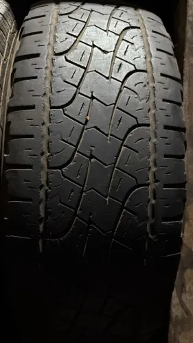 Pneu 245/70/16 Pirelli  Meia vida útil