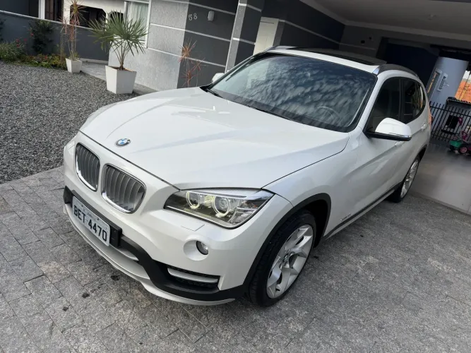 BMW X1 Sdrive 20I 2.0/2.0 TB Acti.flex Aut. 2015