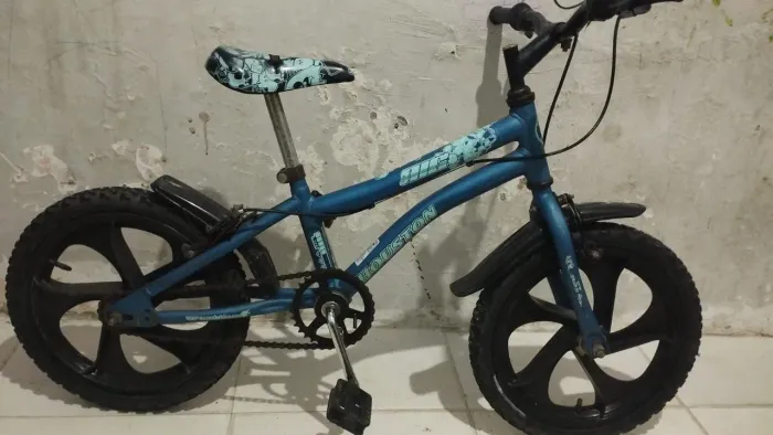 Bicicleta aro 14 azul