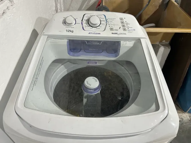 Máquina de lavar Electrolux 12kg jet e clean