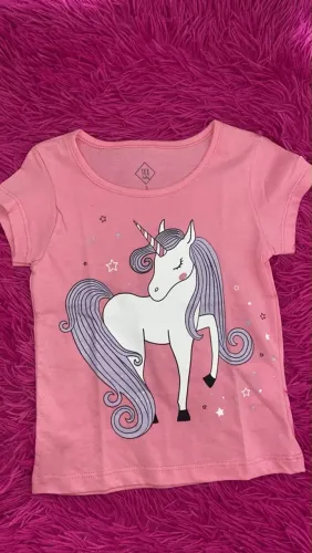 Vende-se roupa infantil