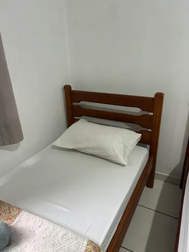 Cama solteiro com colchão