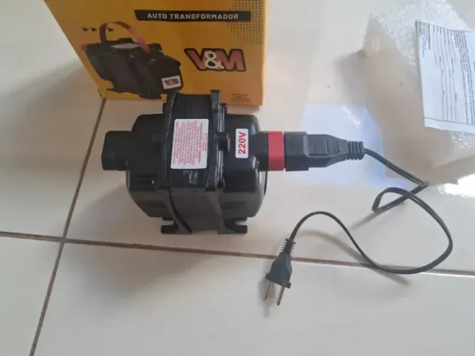 Auto Transformador 3000va 127V/220V-220V/127V