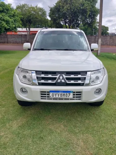 Mitsubishi Pajero HPE Full 3.2 4X4 T.i.dies. 5P AUT 2014