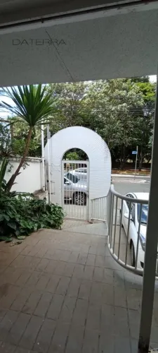 PONTO COMERCIAL (CASA COM 11 SALAS) : RARIDADE NO SETOR OESTE: VENHA CONHECER!