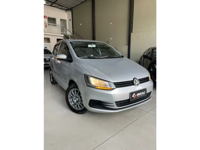 Volkswagen Fox Trendline 1.6 Flex 8V 5P 2016