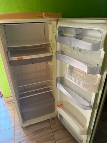 Geladeira Consul, 110v, 1 Porta, Usada