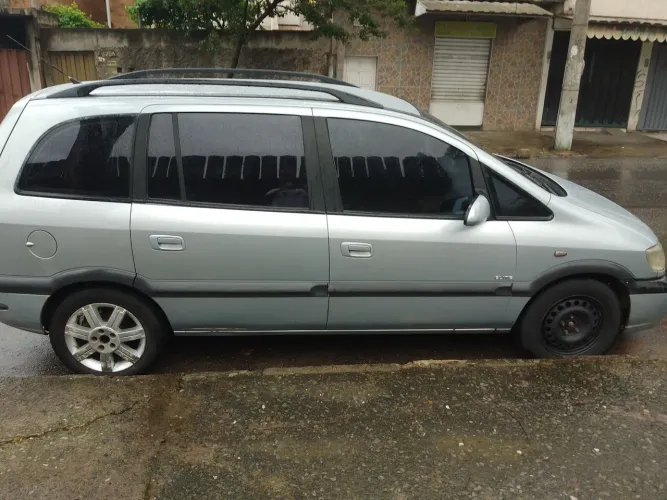 Chevrolet Zafira Elite 2.0 MPFI Flexpower 8V AUT 2011