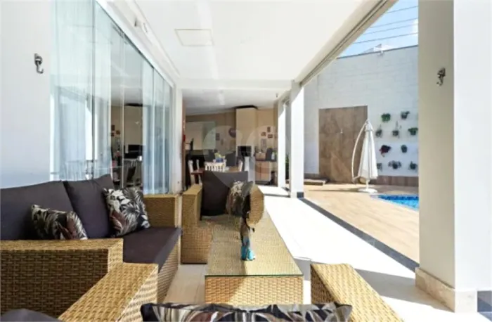 Casa com 5 quartos à venda em Jardim leonor - SP