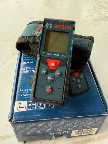 Vendo Trena Laser Bosch Professional GLM 40 - Alcance 40m Com Caixa e Bolsa