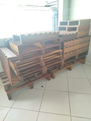 Lote com 25 Estrados de Madeira - Ótimos para Marcenaria, Decoração e Reaproveitamento