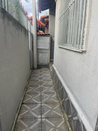Casa em Cosmos numa vila tipo condomínio fechado