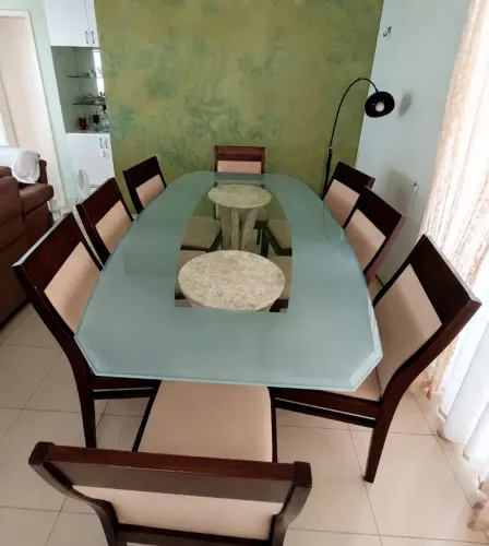 Mesa de Jantar 8 Lugares Vidro 15mm Base em Mármore