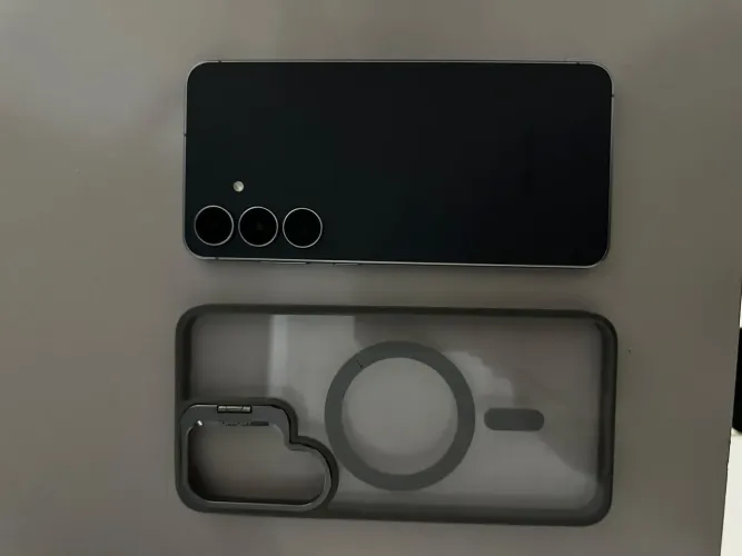 Samsung galaxy s25fe 8 RAM 128 gigas