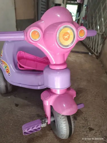 Motoca de criança menina velocita (entrego com taxa) pagamento via Pix ou dinheiro