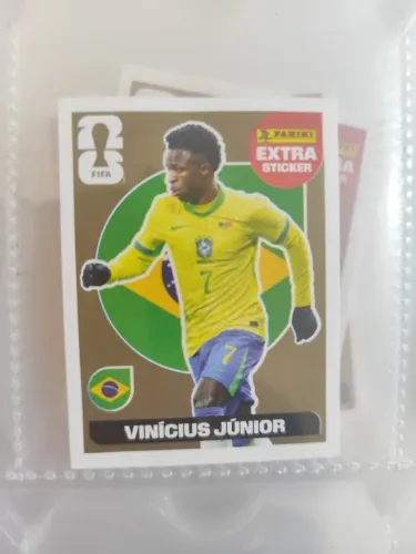 Figurinha extra legend gold 