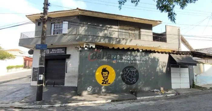 Prédio Comercial com Renda para Venda em São Paulo