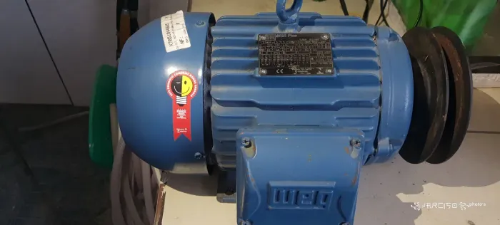 Motor WEG W22 PLUS  220volts