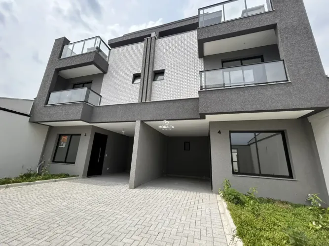 Sobrado com Terraço - Uberaba - Curitiba/PR