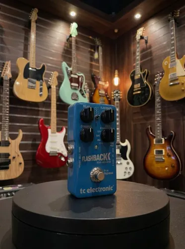 Pedal de Guitarra TC Electronic Flashback Delay Looper