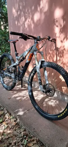 Mtb full suspension aro 29 SCOTT GENIUS 930