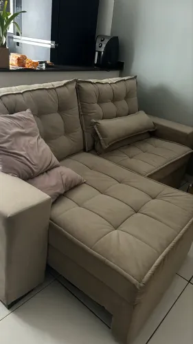 Sofá retrátil e reclinável