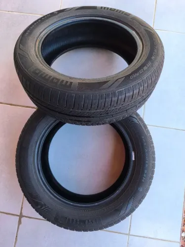 Pneus MOMO 185/60 R15