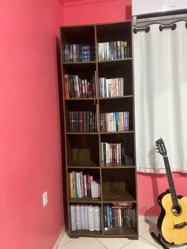 Prateleira de livros