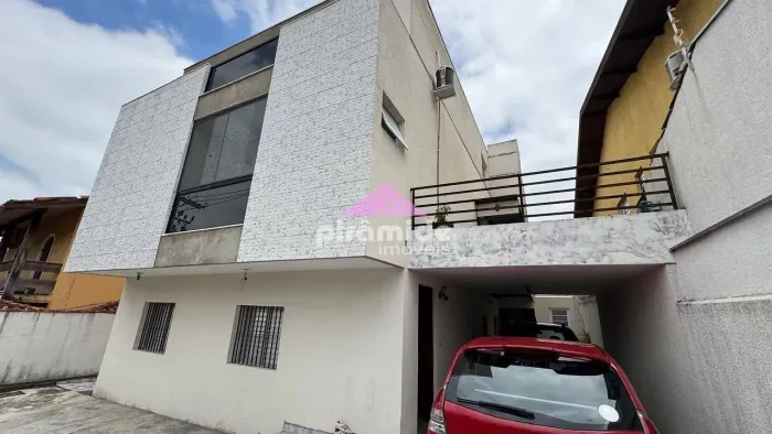 Casa para venda no Jardim Alvorada em São José dos Campos