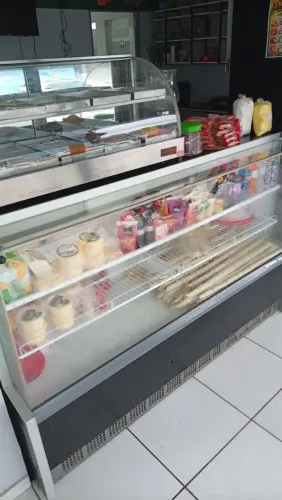 Vendo frizer balcão