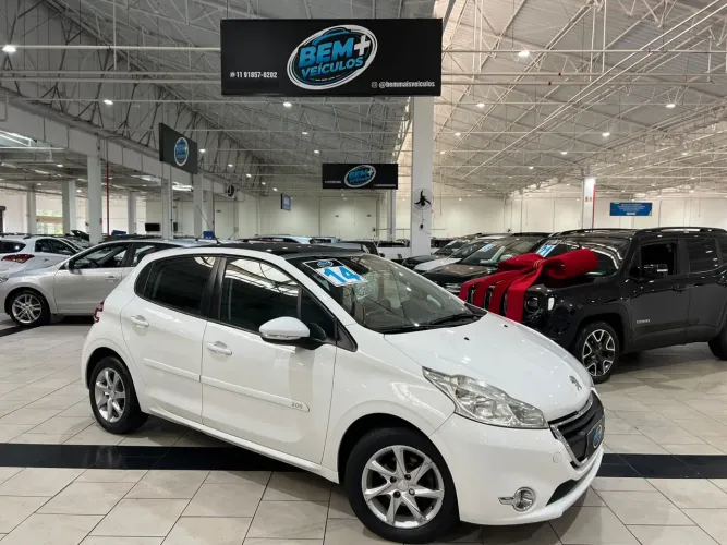 Peugeot 208 Allure 1.5 Flex 8V 5P 2014