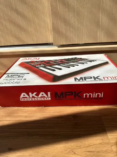 Akai MPK MINI