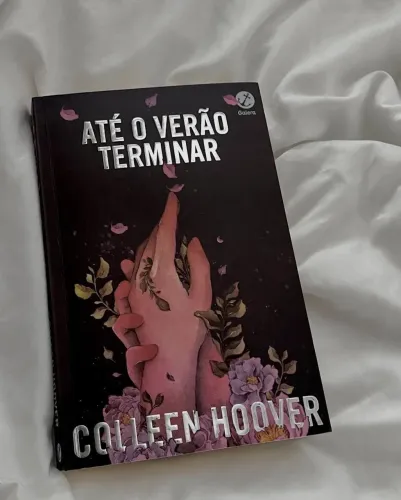 Livro Até O Verão Terminar - Colleen Hoover