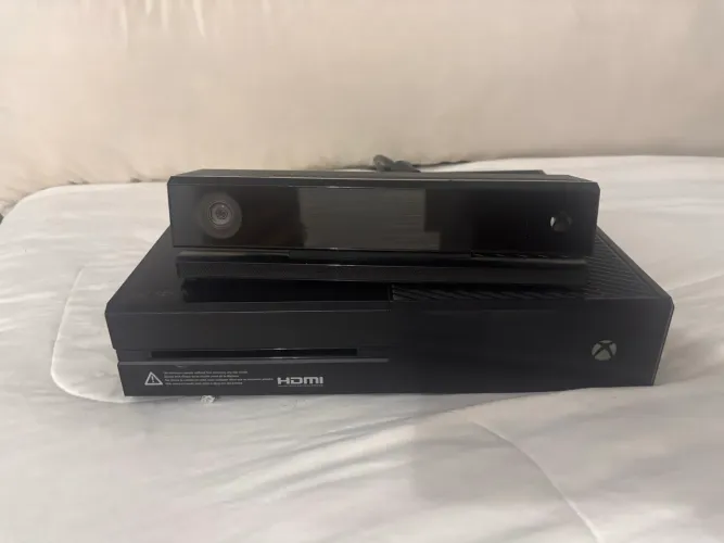 video game xbox one com kinect S/ controle