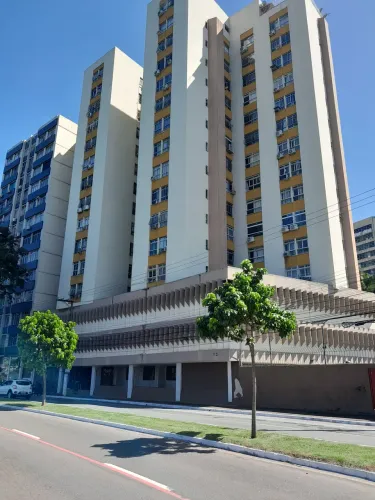 VENDO APARTAMENTO DE FRENTE PARA O MAR