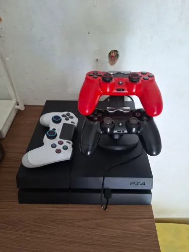 Ps4 semi novo