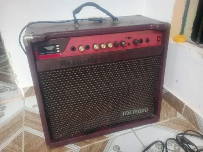 Amplificador de Guitarra/Violão, Meteoro acoustic 70w