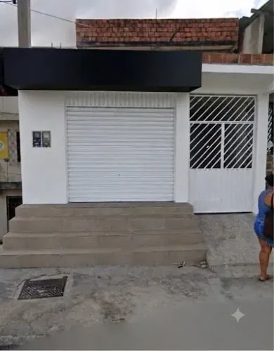 Ponto comercial na suburbana plataforma