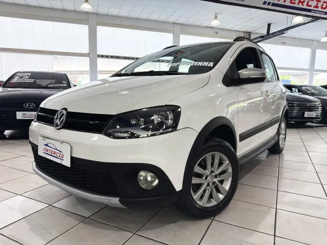 Volkswagen Crossfox 1.6 MI Total Flex 8V 5P 2014