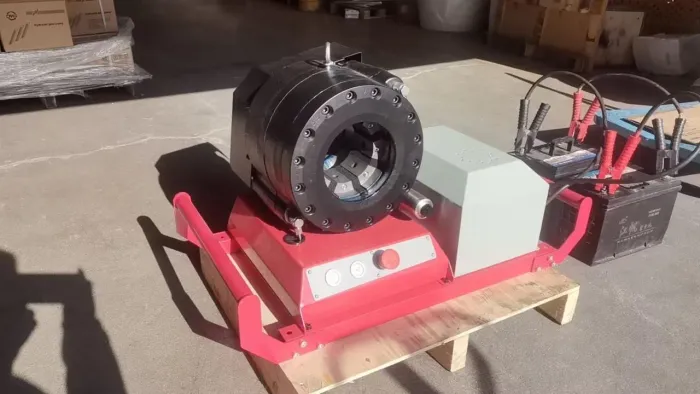 Máquina de prensar mangueiras 