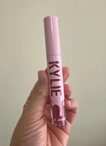gloss/ batom kylie jenner original novo