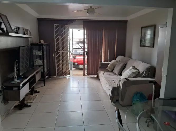 Excelente casa duplex com 3 suítes no Julião Nogueira