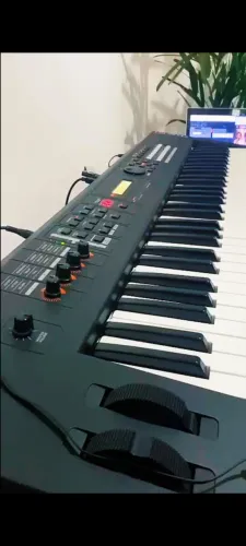 Teclado Yamaha MX 61 - Versão 2