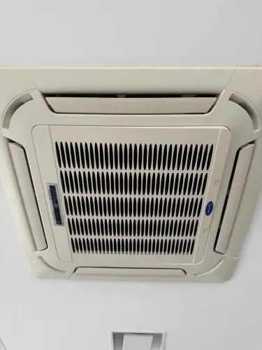 Ar-condicionado Carrier Cassete 24.000 BTUs - 220 V