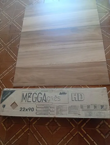 Piso Cerâmico Amadeirado 22x90 Retificado - 35 Caixas Novo